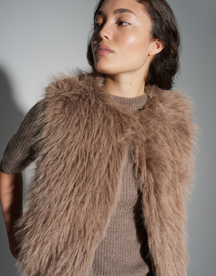 OPUS Weste Wondra aus Webpelz