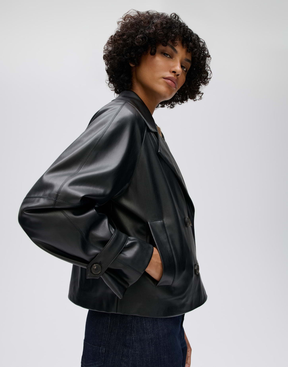 OPUS kurzer Fake-Leder Trenchcoat Haleda